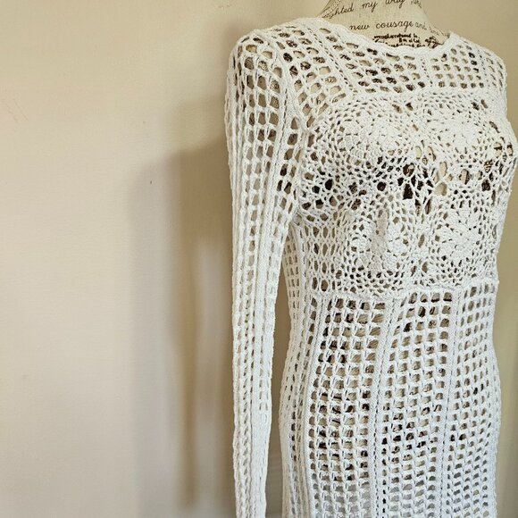 Ricki's White Crochet Sweater/Coverup - Picture 4 of 9